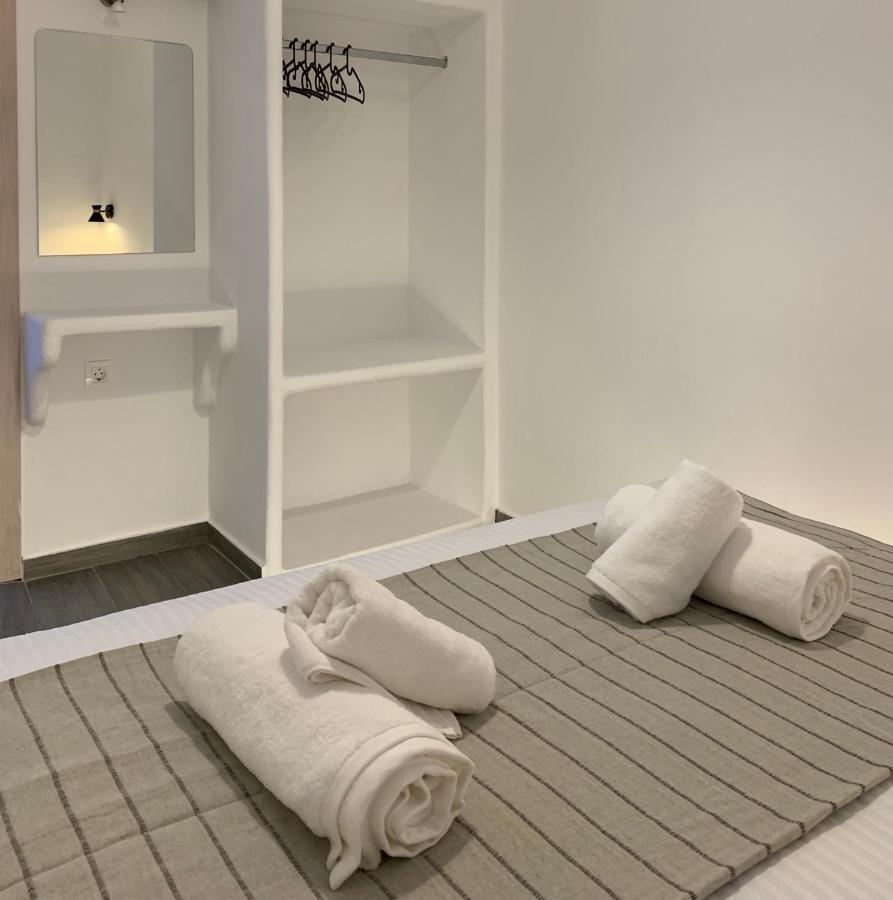 Juli'S Suites Mérichas Exteriör bild